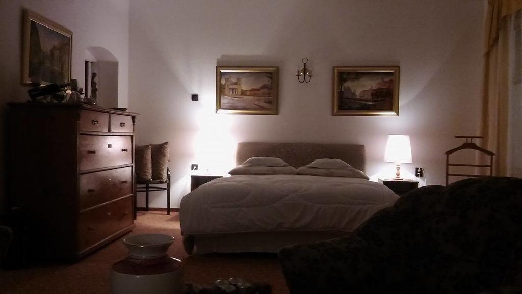 Bed and Breakfast Fonagy Es Walter Vendeg- Es Borhaz Вац Экстерьер фото