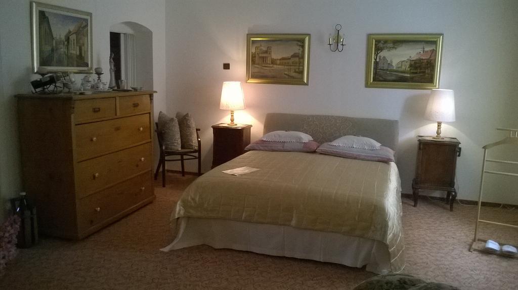 Bed and Breakfast Fonagy Es Walter Vendeg- Es Borhaz Вац Экстерьер фото